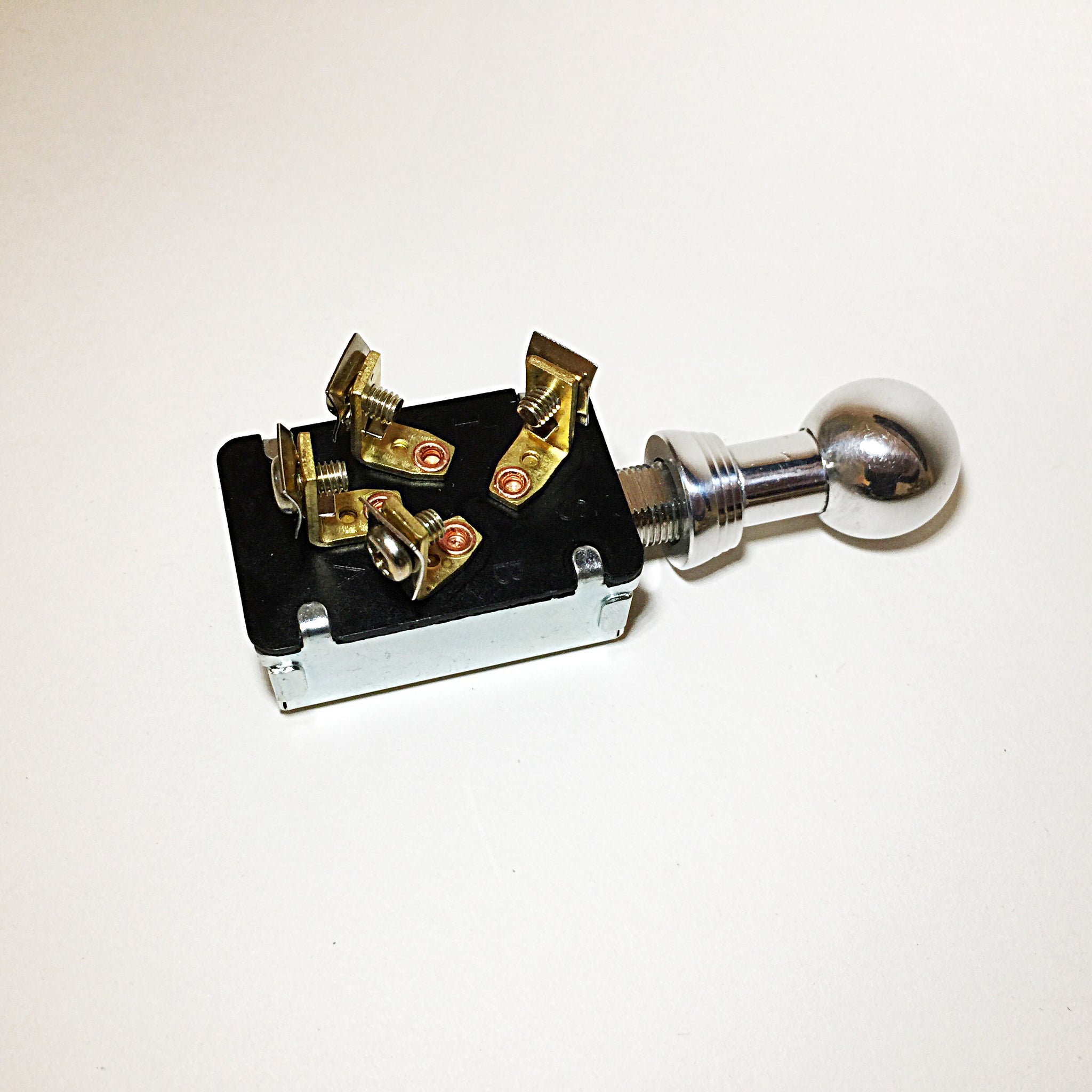 Keyless Ignition Switch with Polished 'Shoebox' Style Knob & Bezel