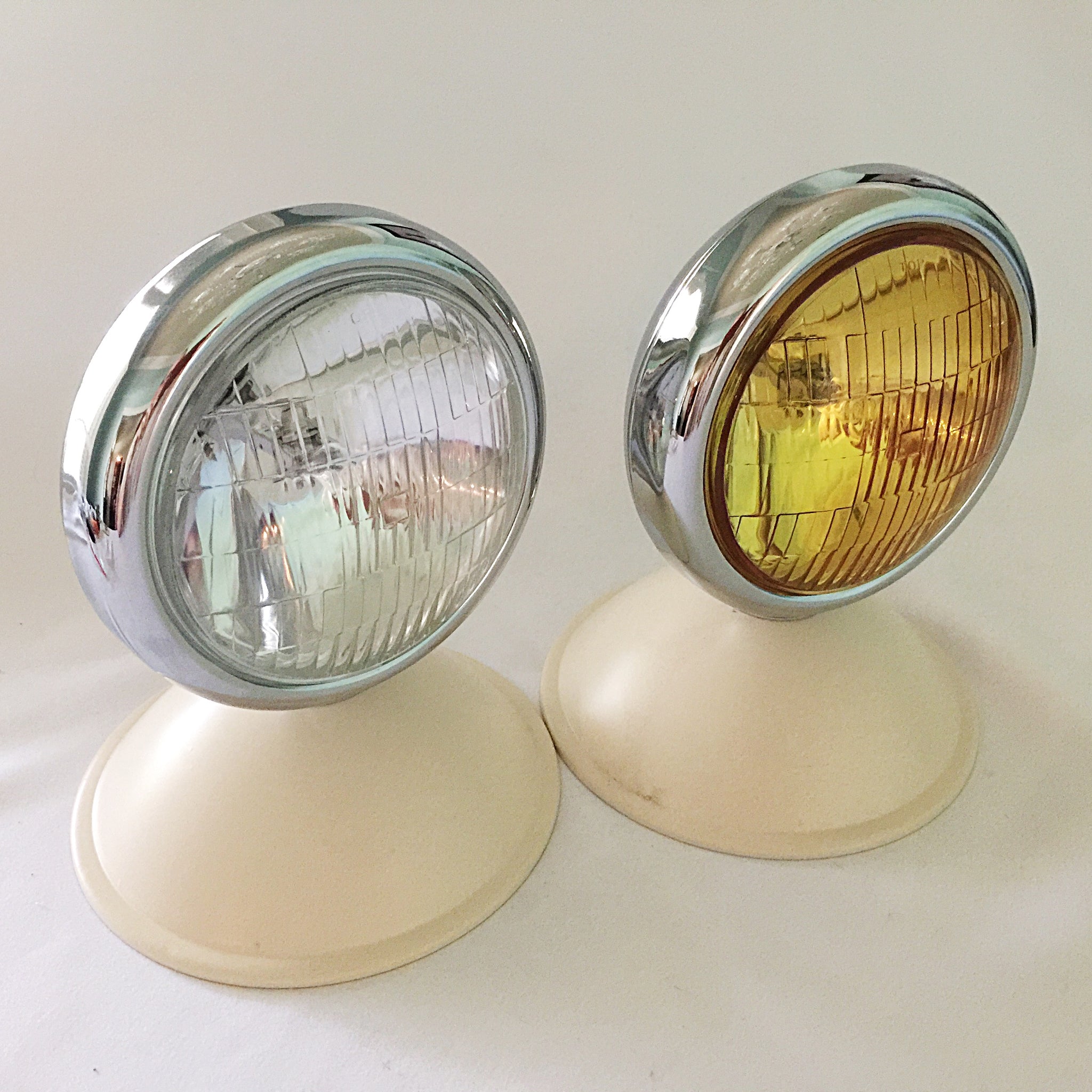 UPI Single 6V Vintage Fog Light - Chrome Housing With Amber Lens, 5 Inner Lamps